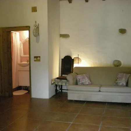 Casa Da Ti Galinha * Porto de Mós