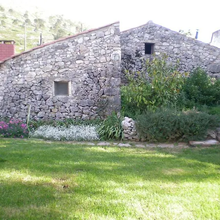 Casa Da Ti Galinha Porto de Mós
