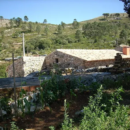 Casa Da Ti Galinha Porto de Mos (Leiria)